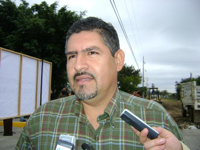 Falta de recursos frena la compra del mercado “Nuevo Santander”